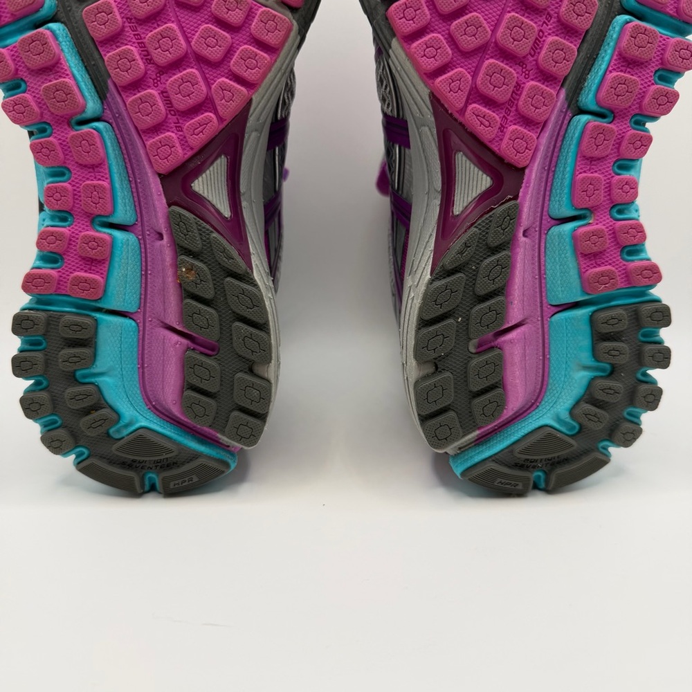 Brooks Adrenaline GTS 17 Women's Size 7 2E EX Wide Running Shoes Silver Purple - Picture 14 of 16